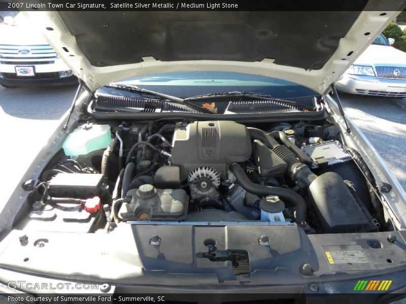  2007 Town Car Signature Engine - 4.6 Liter SOHC 16-Valve V8