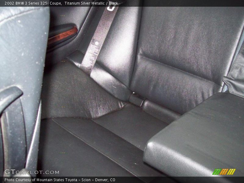  2002 3 Series 325i Coupe Black Interior