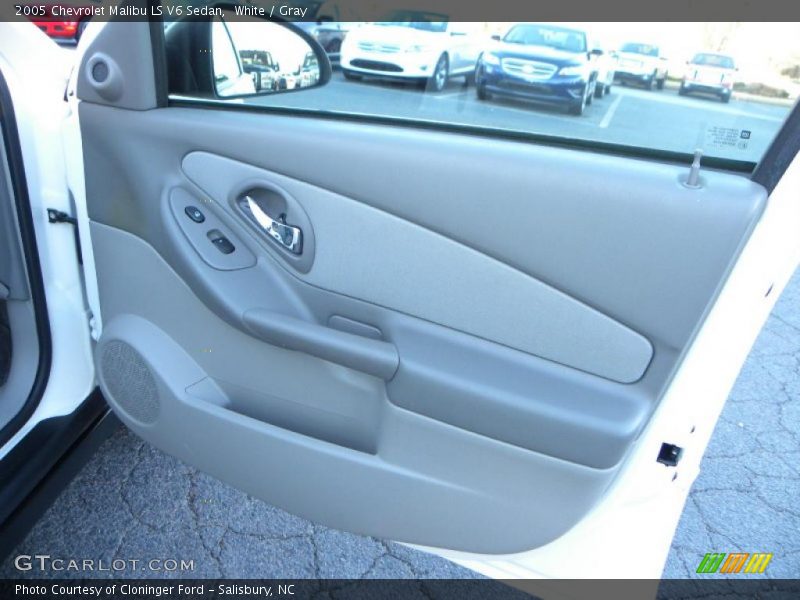 White / Gray 2005 Chevrolet Malibu LS V6 Sedan