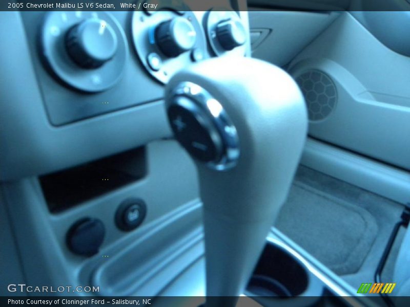 White / Gray 2005 Chevrolet Malibu LS V6 Sedan