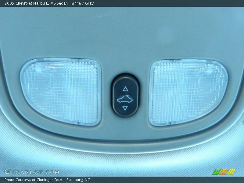 White / Gray 2005 Chevrolet Malibu LS V6 Sedan