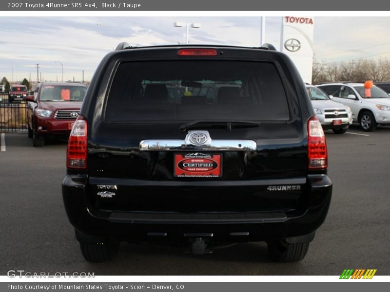 Black / Taupe 2007 Toyota 4Runner SR5 4x4