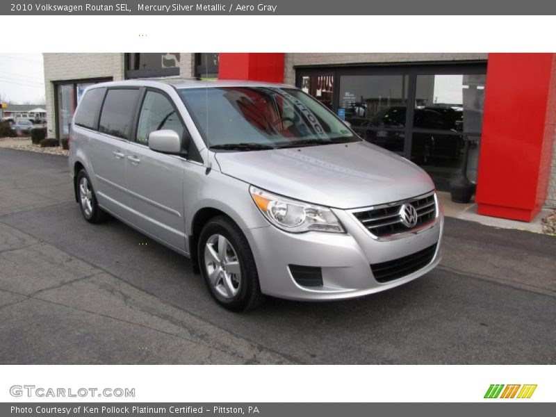 Mercury Silver Metallic / Aero Gray 2010 Volkswagen Routan SEL