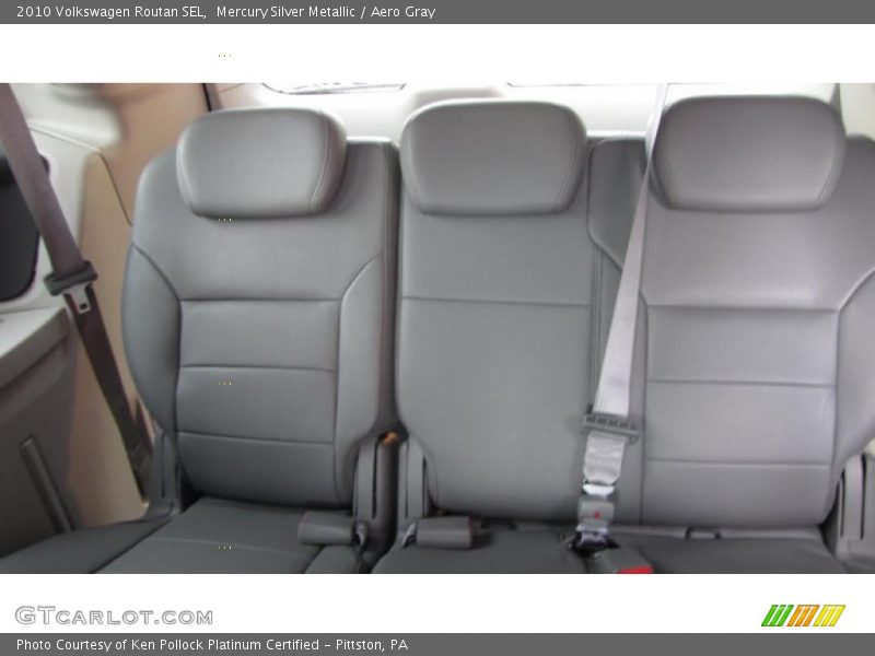 Mercury Silver Metallic / Aero Gray 2010 Volkswagen Routan SEL