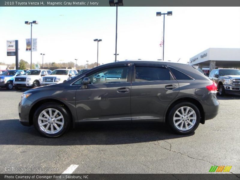 Magnetic Gray Metallic / Ivory 2010 Toyota Venza I4