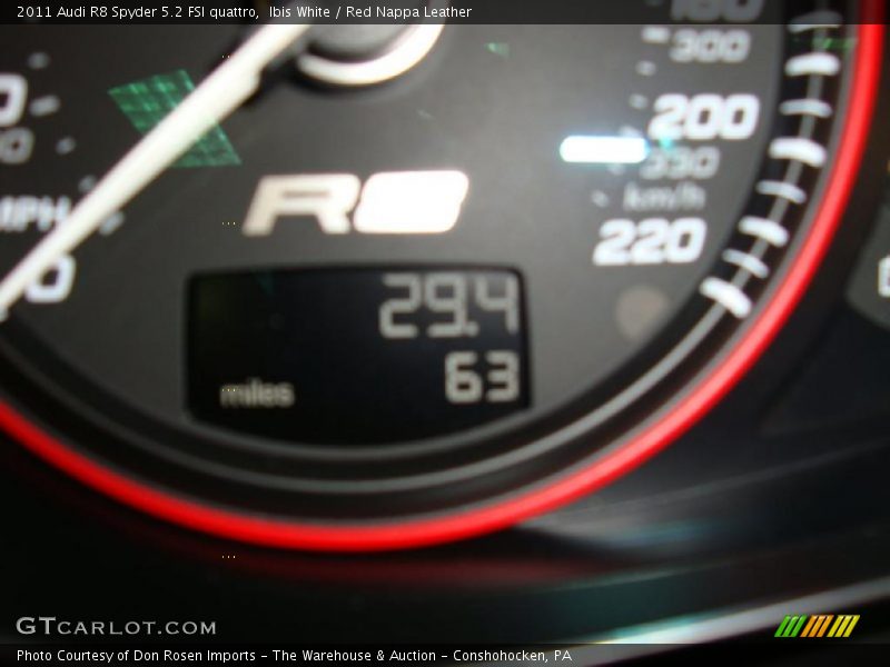 Ibis White / Red Nappa Leather 2011 Audi R8 Spyder 5.2 FSI quattro