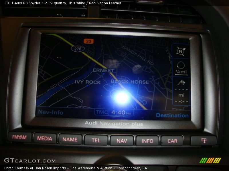 Navigation of 2011 R8 Spyder 5.2 FSI quattro