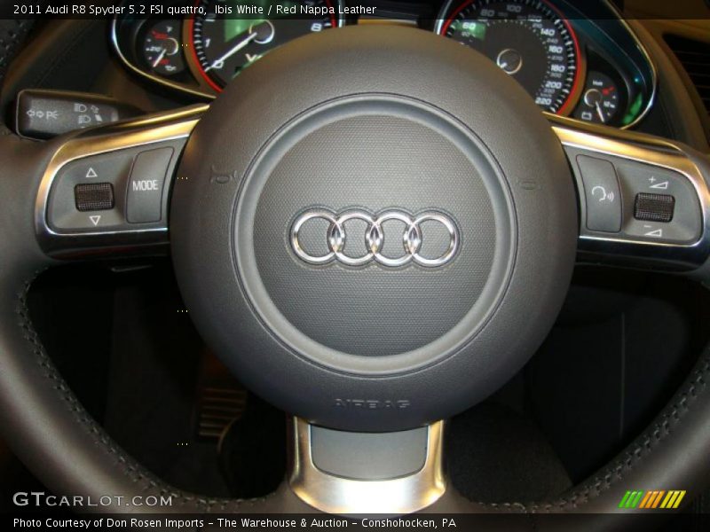 Controls of 2011 R8 Spyder 5.2 FSI quattro