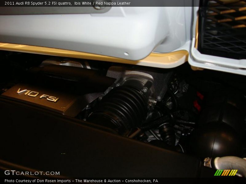  2011 R8 Spyder 5.2 FSI quattro Engine - 5.2 Liter FSI DOHC 40-Valve VVT V10