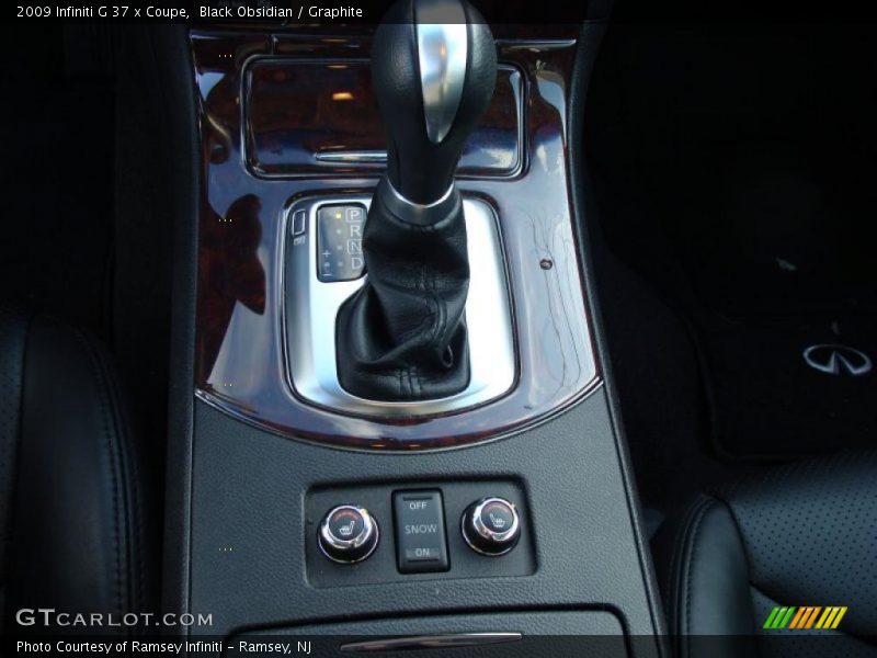  2009 G 37 x Coupe 7 Speed ASC Automatic Shifter