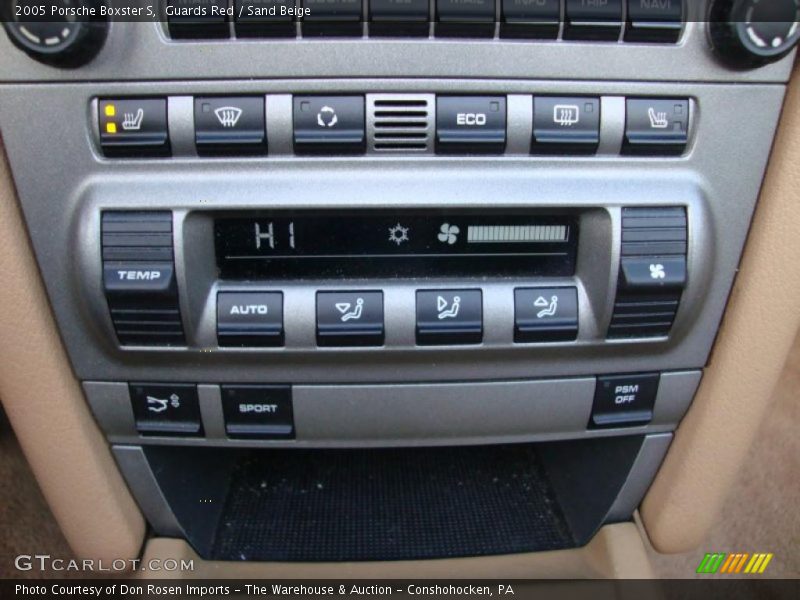 Controls of 2005 Boxster S