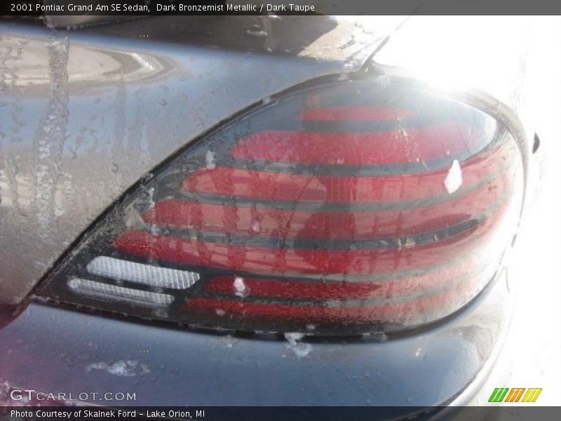 Dark Bronzemist Metallic / Dark Taupe 2001 Pontiac Grand Am SE Sedan