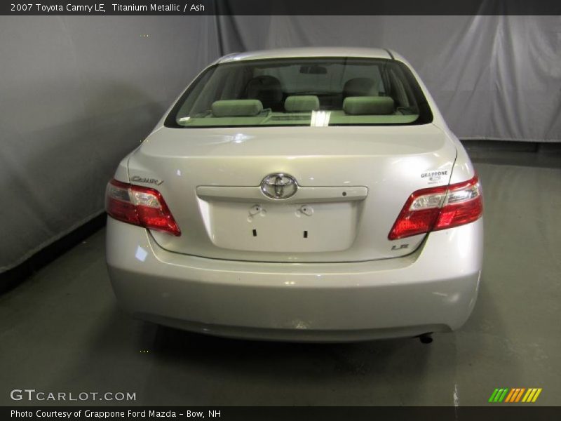 Titanium Metallic / Ash 2007 Toyota Camry LE