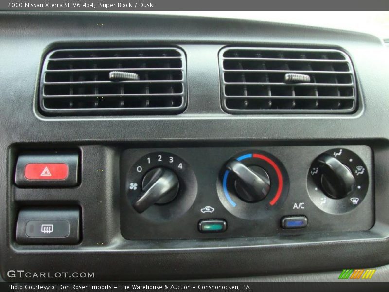 Controls of 2000 Xterra SE V6 4x4