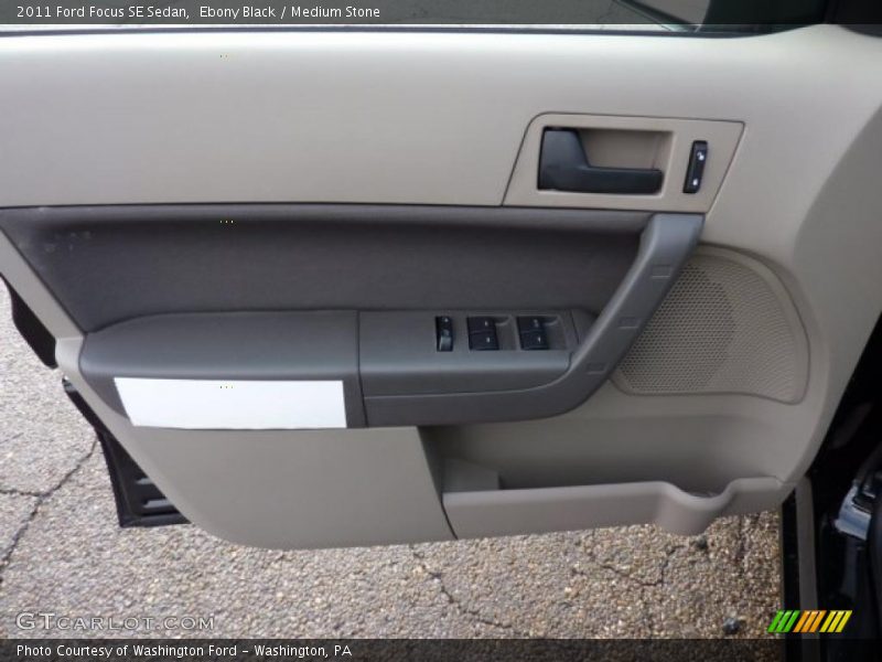 Ebony Black / Medium Stone 2011 Ford Focus SE Sedan