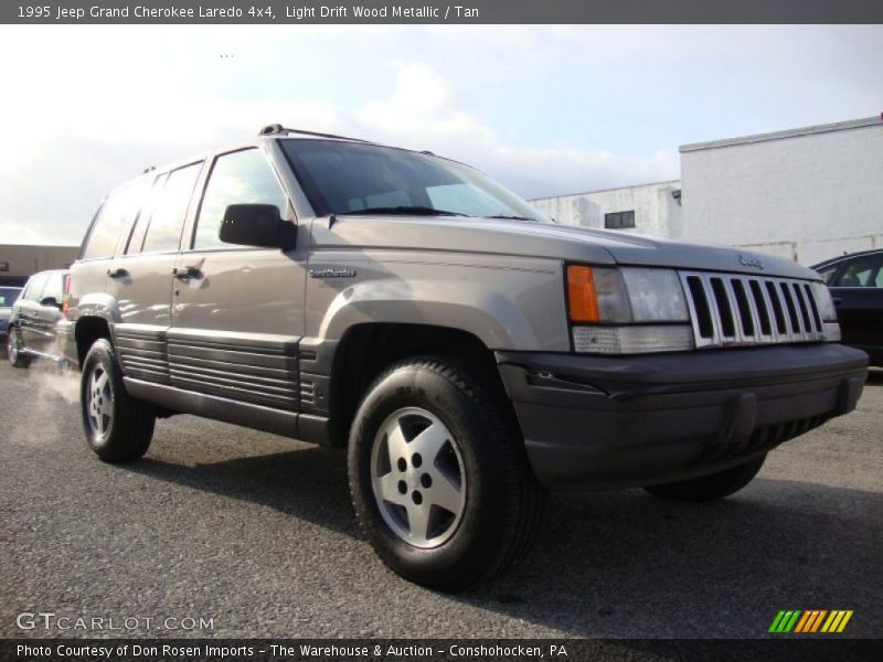 Light Drift Wood Metallic / Tan 1995 Jeep Grand Cherokee Laredo 4x4