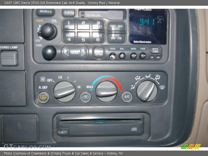 Controls of 1997 Sierra 3500 SLE Extended Cab 4x4 Dually