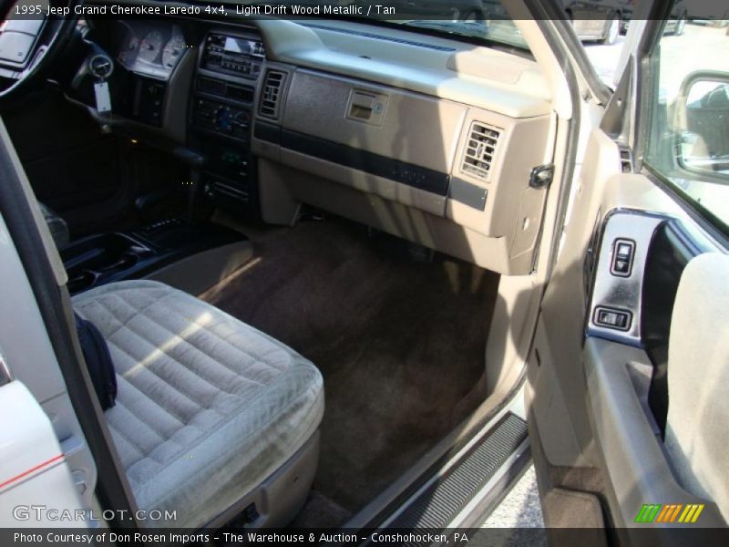 Light Drift Wood Metallic / Tan 1995 Jeep Grand Cherokee Laredo 4x4