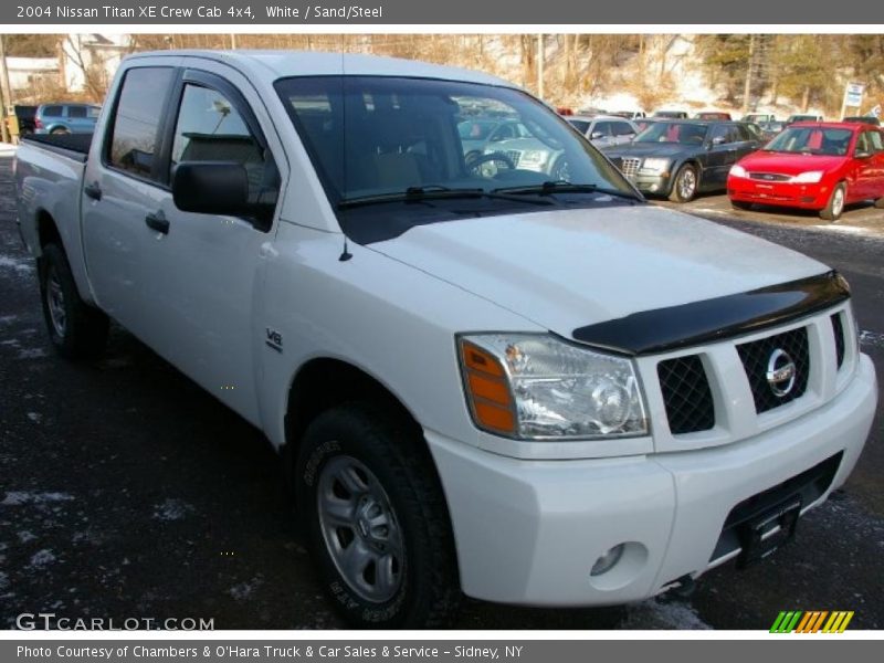 White / Sand/Steel 2004 Nissan Titan XE Crew Cab 4x4