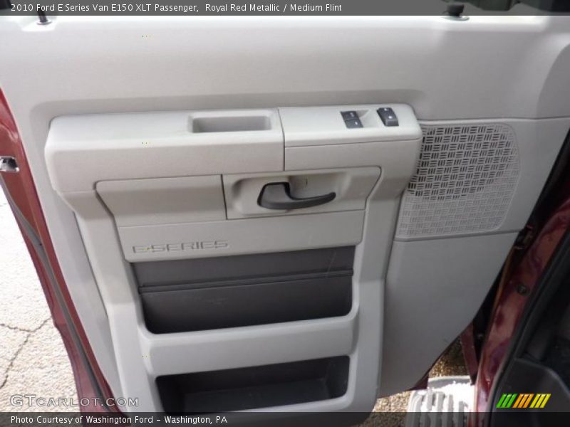 Door Panel of 2010 E Series Van E150 XLT Passenger