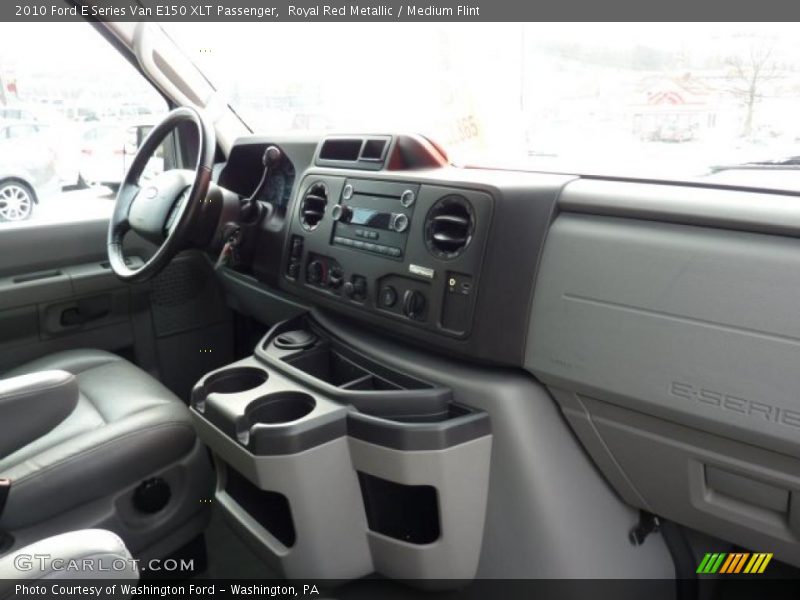 Dashboard of 2010 E Series Van E150 XLT Passenger