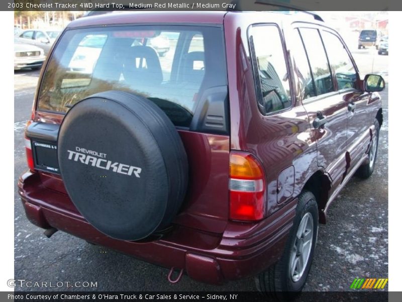 Medium Red Metallic / Medium Gray 2003 Chevrolet Tracker 4WD Hard Top