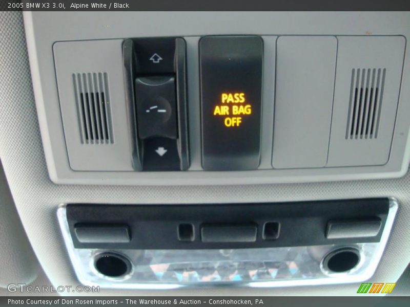 Alpine White / Black 2005 BMW X3 3.0i