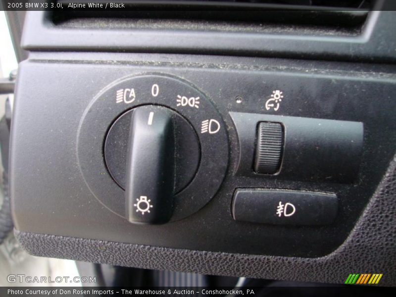 Alpine White / Black 2005 BMW X3 3.0i