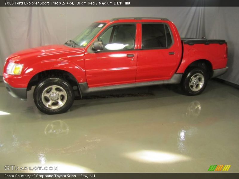 Bright Red / Medium Dark Flint 2005 Ford Explorer Sport Trac XLS 4x4