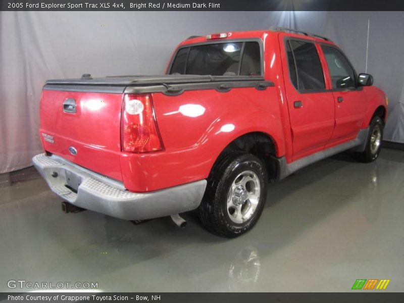 Bright Red / Medium Dark Flint 2005 Ford Explorer Sport Trac XLS 4x4