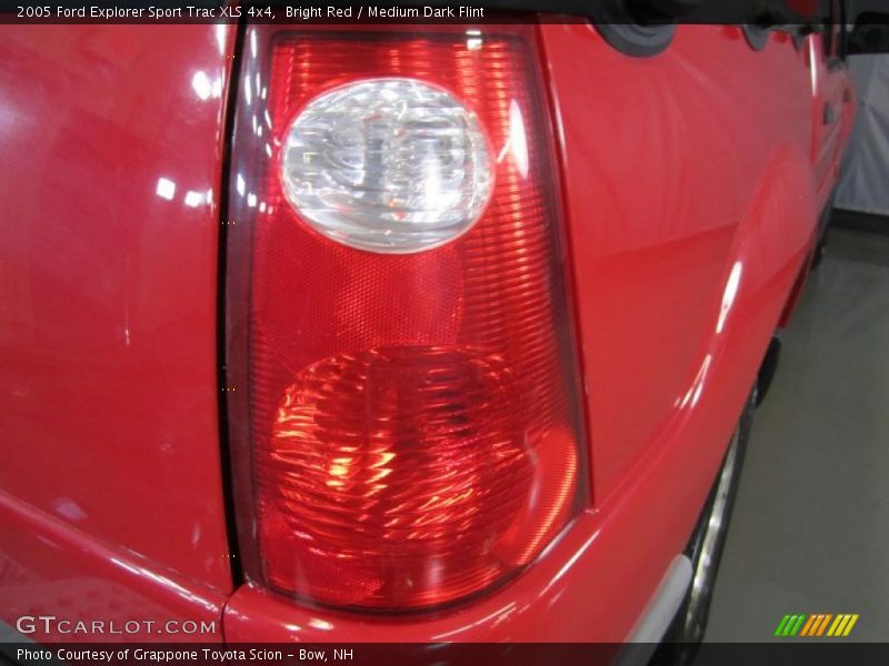 Bright Red / Medium Dark Flint 2005 Ford Explorer Sport Trac XLS 4x4