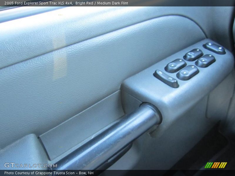 Bright Red / Medium Dark Flint 2005 Ford Explorer Sport Trac XLS 4x4