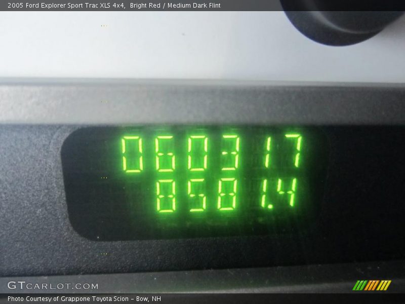 Bright Red / Medium Dark Flint 2005 Ford Explorer Sport Trac XLS 4x4