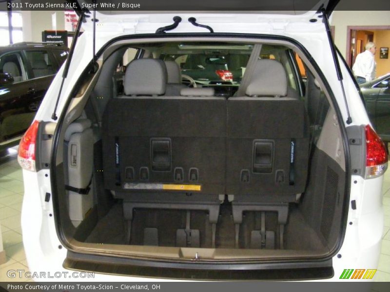  2011 Sienna XLE Trunk