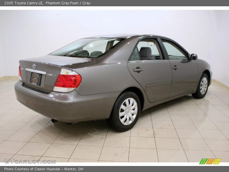 Phantom Gray Pearl / Gray 2005 Toyota Camry LE