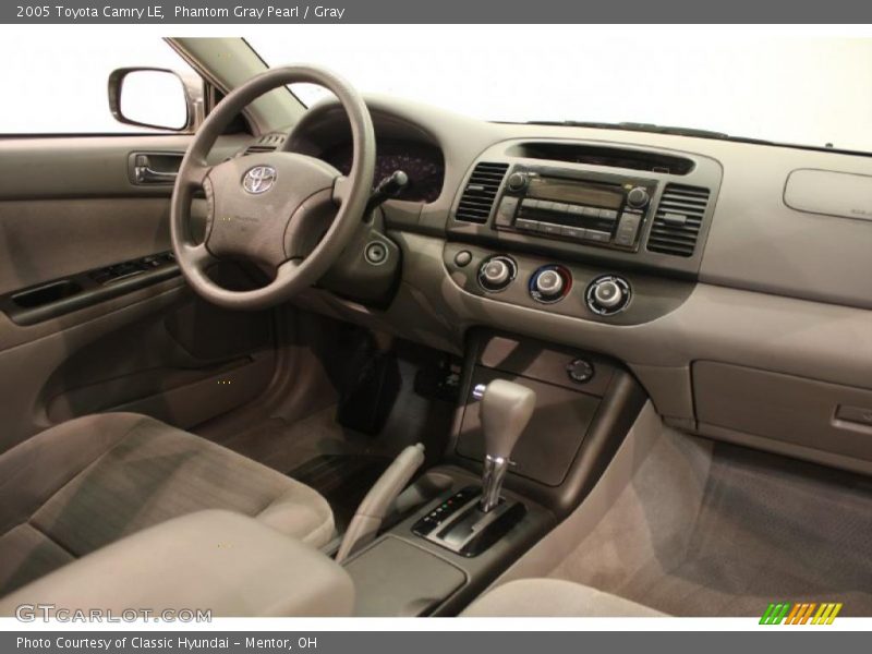 Phantom Gray Pearl / Gray 2005 Toyota Camry LE