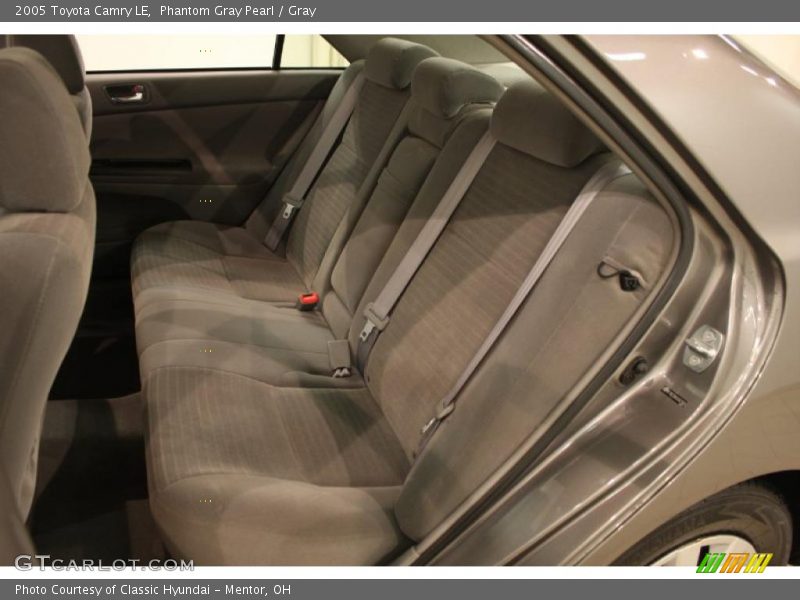 Phantom Gray Pearl / Gray 2005 Toyota Camry LE