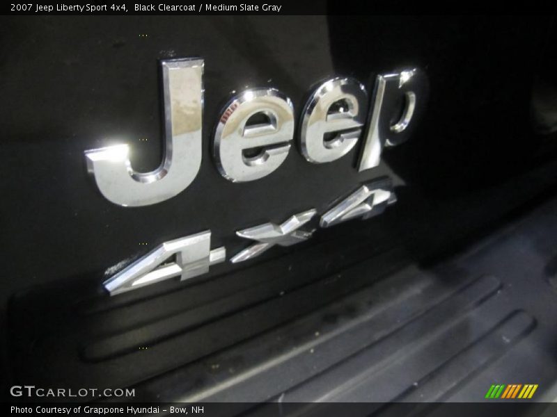 Black Clearcoat / Medium Slate Gray 2007 Jeep Liberty Sport 4x4