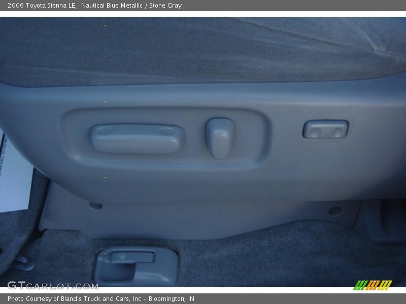 Nautical Blue Metallic / Stone Gray 2006 Toyota Sienna LE