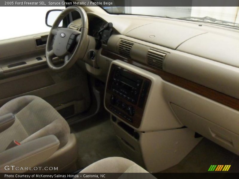 Spruce Green Metallic / Pebble Beige 2005 Ford Freestar SEL