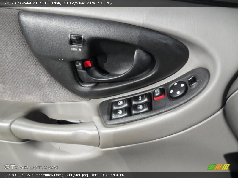 Galaxy Silver Metallic / Gray 2002 Chevrolet Malibu LS Sedan