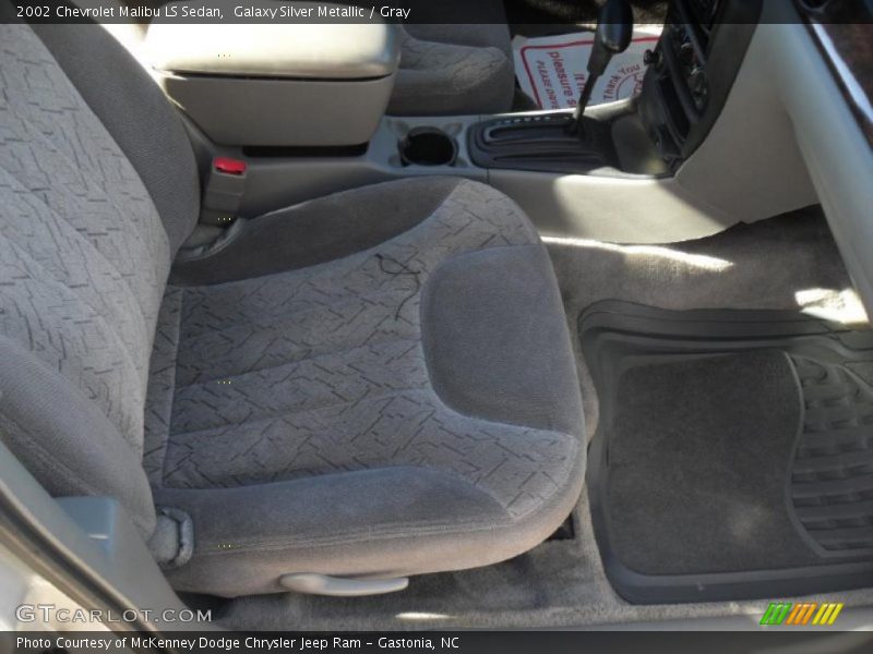 Galaxy Silver Metallic / Gray 2002 Chevrolet Malibu LS Sedan