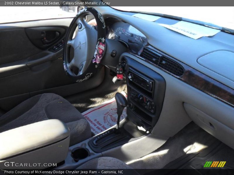 Galaxy Silver Metallic / Gray 2002 Chevrolet Malibu LS Sedan