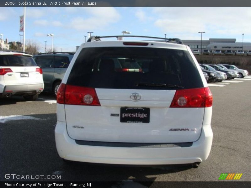 Arctic Frost Pearl / Taupe 2006 Toyota Sienna LE