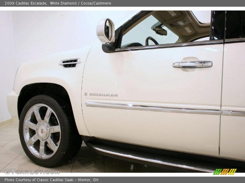 White Diamond / Cocoa/Cashmere 2009 Cadillac Escalade