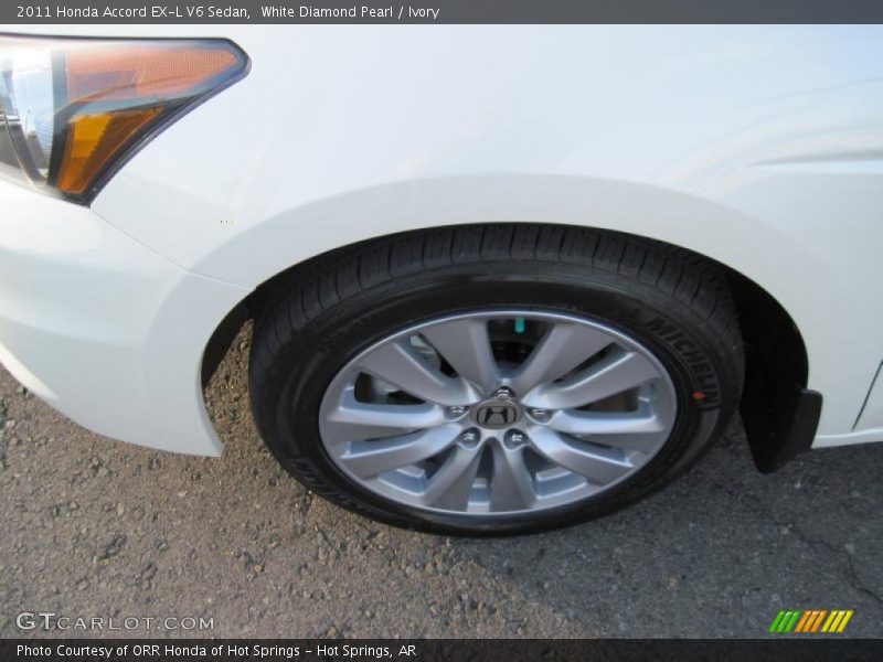 White Diamond Pearl / Ivory 2011 Honda Accord EX-L V6 Sedan