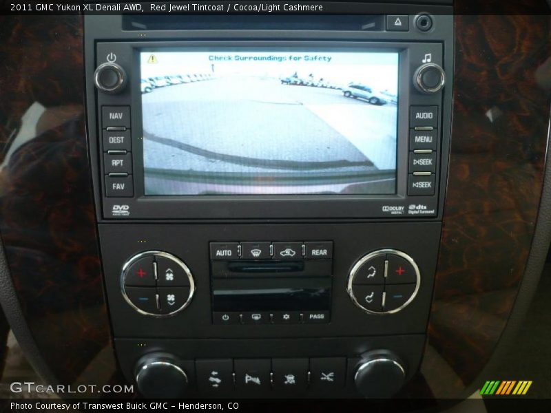 Controls of 2011 Yukon XL Denali AWD