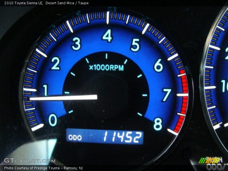 Desert Sand Mica / Taupe 2010 Toyota Sienna LE