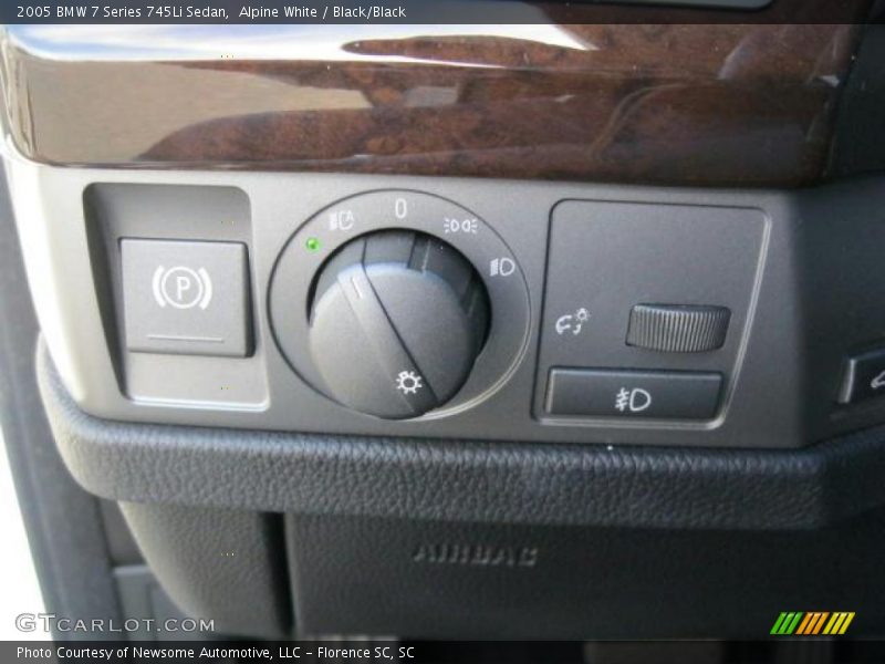 Alpine White / Black/Black 2005 BMW 7 Series 745Li Sedan