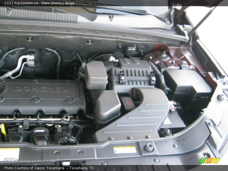 Dark Cherry / Beige 2011 Kia Sorento LX
